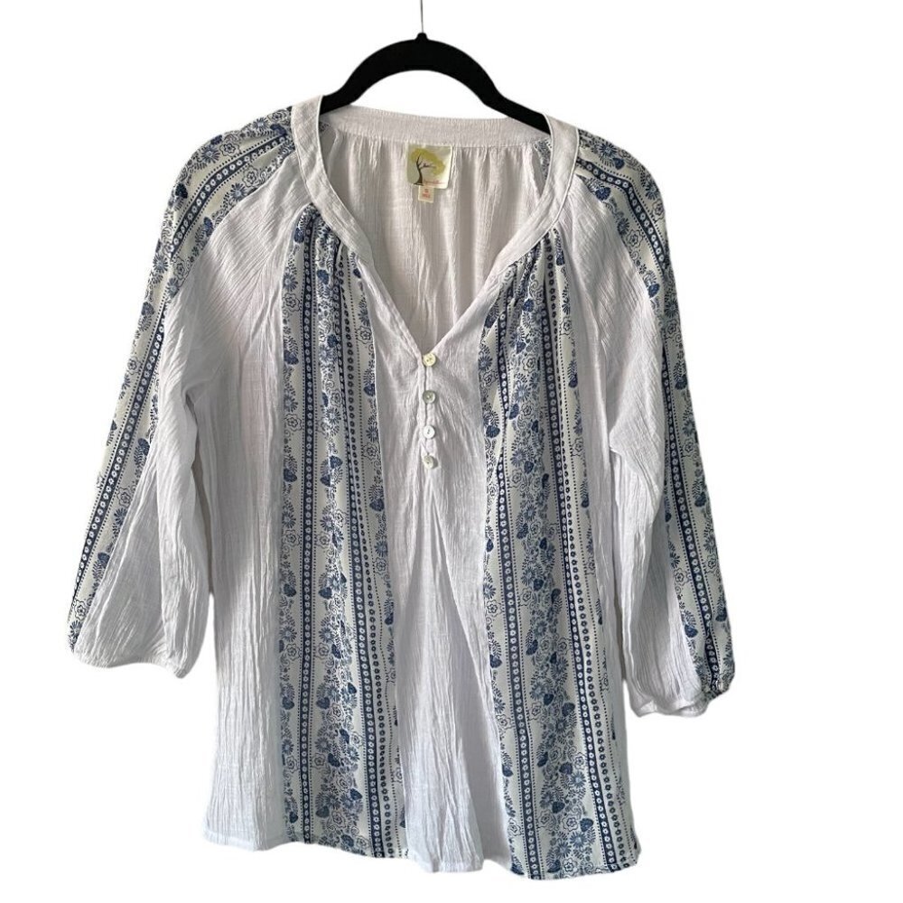 Fig & Flower Henley Floral 3/4 Sleeve Casual Blouse White Blue Small